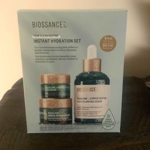 NEW - BIOSSANCE Instant Hydration Set